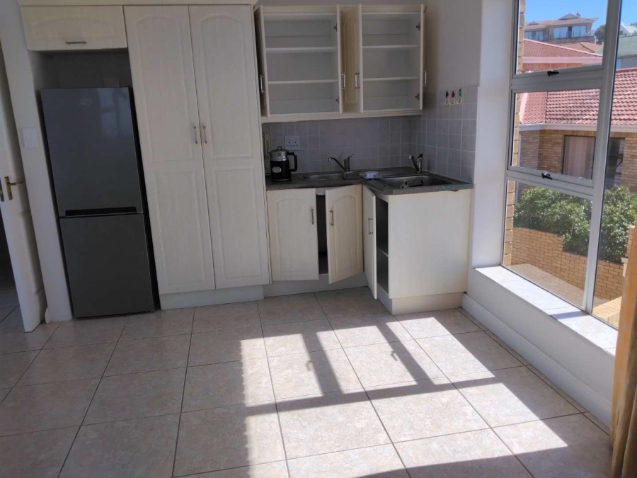 To Let 1 Bedroom Property for Rent in Reebok Western Cape
